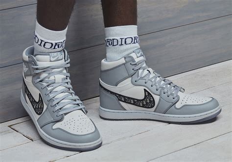 dior jorden 1s|dior jordan 1 release date.